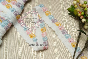 Cotton Lace Trim, Pastel color edges   (3 cm) - 1m length